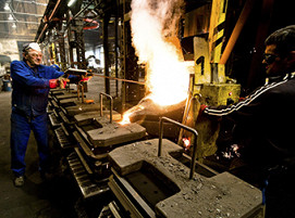 Produktion in der DIHAG-Gießerei Euro Metall KFT im ungarischen Bupapest. Die Gießerei fertigt Bremsenteile für den europäischen Markt.
