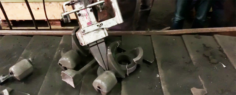 Bild 5: Der Test des EP-80 wurde in der Produktion mit eigenen Mitarbeitern der Gießerei an den Gussteilen durchgeführt.