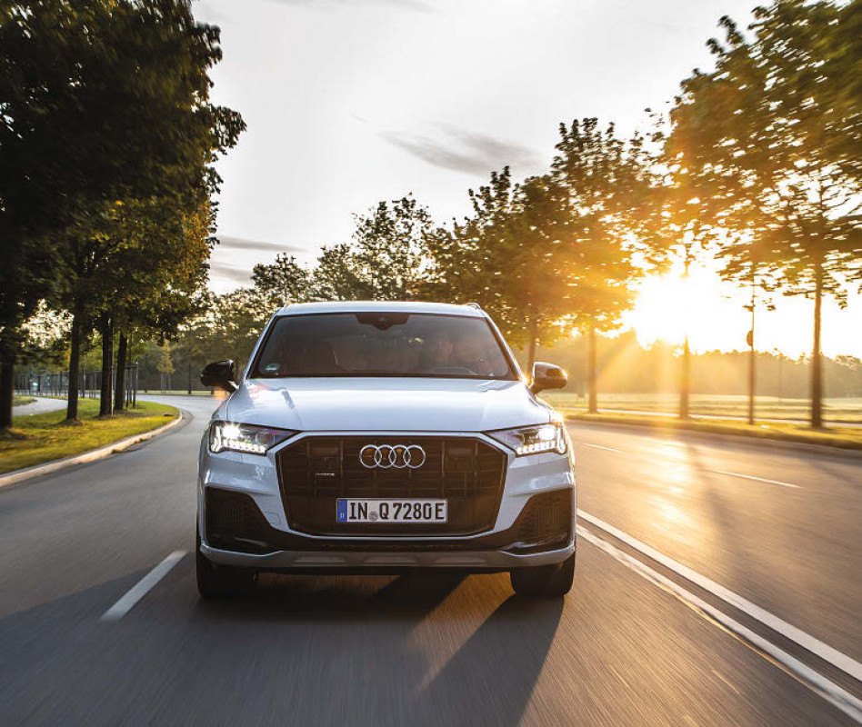 Im Fahrzeugbau, wie hier beim Elektro-Audi Q7, wird immer mehr Aluminium verbaut und so Gewicht gespart. Der zunehmende Einsatz erhöht aber auch die Anforderungen an die Verarbeitung des Leichtmetalls. - © AUDI Im Fahrzeugbau, wie hier beim Elektro-Audi Q7, wird immer mehr Aluminium verbaut und so Gewicht gespart. Der zunehmende Einsatz erhöht aber auch die Anforderungen an die Verarbeitung des Leichtmetalls. - © AUDI