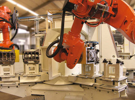 Automatisches Gussputzen mit Industrierobotern. Reichmann baut seine Position bei der Gussputz-Automation mit der Übernahme von Maus aus.