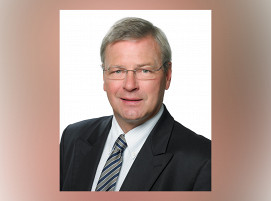 Geschäftsführer Rupprecht Kemper verabschiedet sich nach 33 Jahren Betriebszugehörigkeit aus dem aktiven Berufsleben.