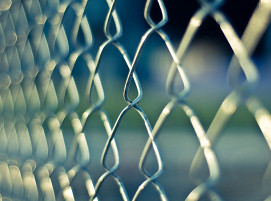 chain-link-690503_1920