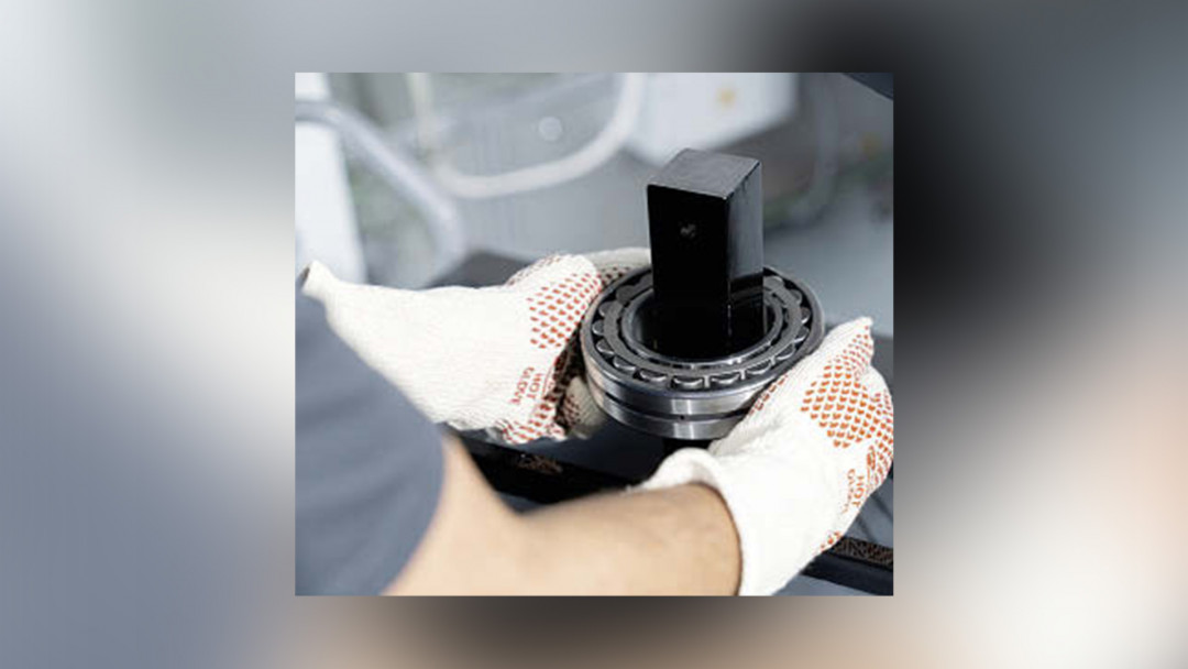 Induktionsanwärmung ermöglicht ein gleichmäßiges, kontrolliertes und schonendes Anwärmen. - © SCHAEFFLER Induktionsanwärmung ermöglicht ein gleichmäßiges, kontrolliertes und schonendes Anwärmen. - © SCHAEFFLER