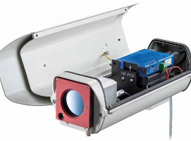 Das kompakte Gehäuse bietet Platz für eine Infrarotkamera der PIoder Xi-Serie, eine HD-Videokamera sowie einen USB-Server, der die Videodaten via Ethernet übertragen kann.