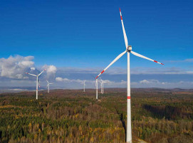 Ein Boom für Windenergieanlagen wird vorhergesagt, allerdings steigt der Preis für Windstrom u. a. aufgrund von höheren Bodenpachten – auch der öffentlichen Hand.