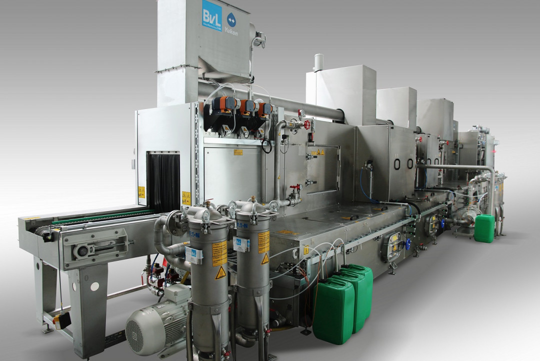 The Yukon continuous flow system from BvL is ideal for cleaning cast parts with a continuous material flow. - © BvL Oberflächentechnik GmbH The Yukon continuous flow system from BvL is ideal for cleaning cast parts with a continuous material flow. - © BvL Oberflächentechnik GmbH